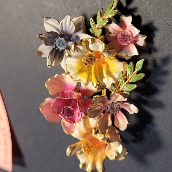 Vintage Signed Austria Made Brooch - Picture 2 of 12